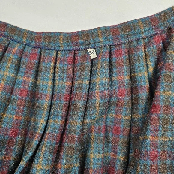 Elegant Multicolor Plaid Blazer - Picture 11 of 14